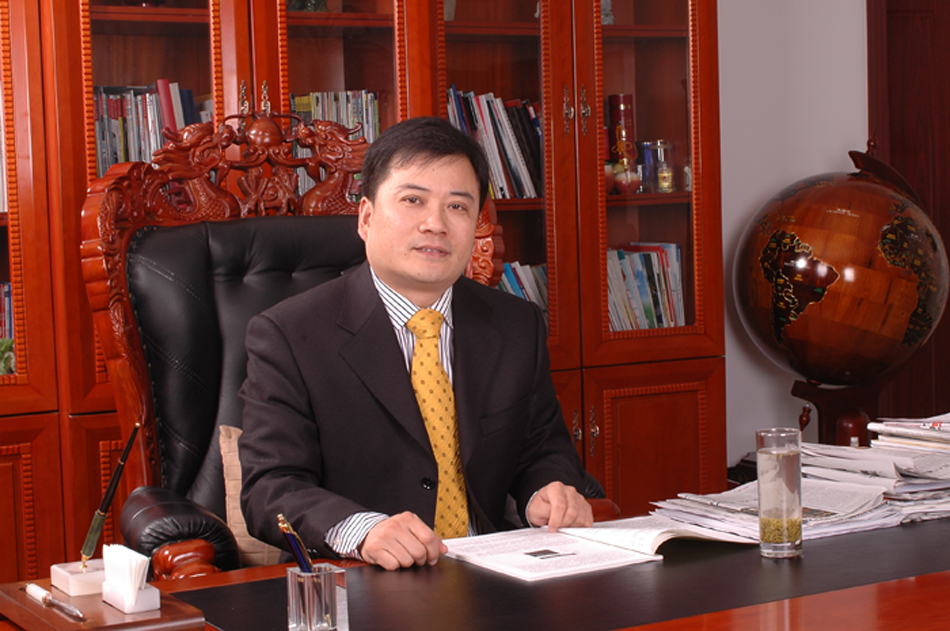 董事長任勇2.jpg 董事長任勇2.jpg